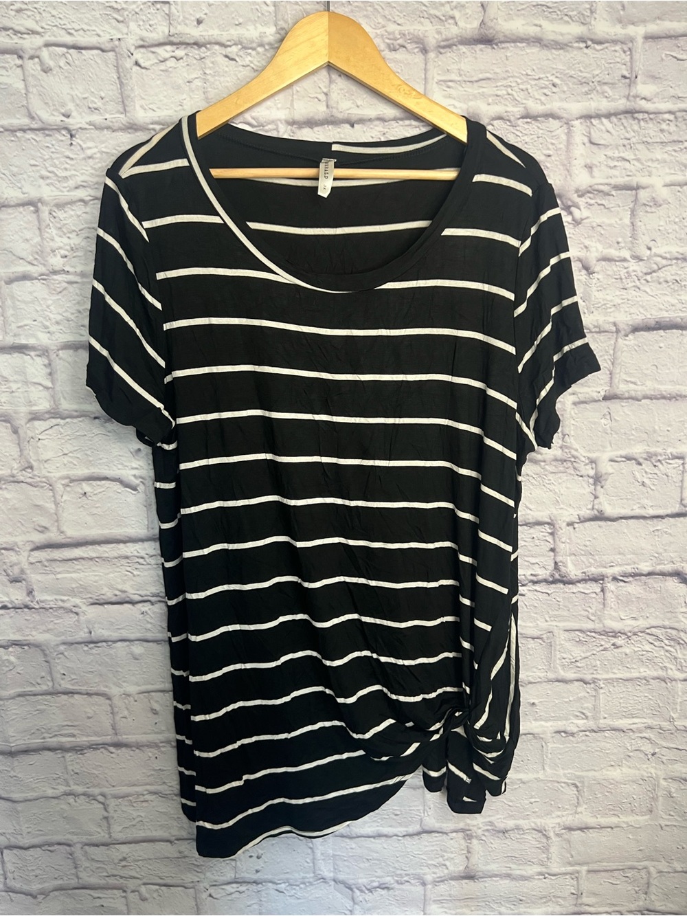 Emerald Black & White Striped Faux Knot Top | Size 3X